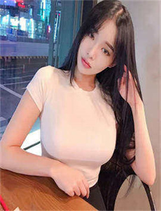 《美女脱一净二静视频》